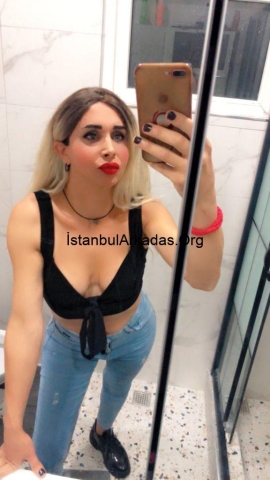 ELA AKIN - FINDIKZADE istanbul travesti