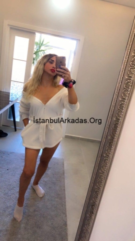 ELA AKIN - FINDIKZADE istanbul travesti