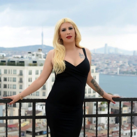 HAZAL - AVCILAR istanbul travesti