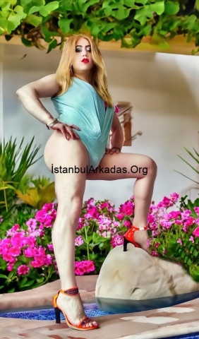 BUSENAZ - BOSTANCI istanbul travesti