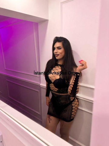 ALYA - BAKIRKÖY istanbul travesti