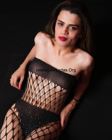 ESRA - ŞİRİNEVLER istanbul travesti