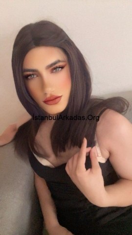 BUKET - KADIKÖY istanbul travesti